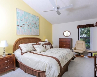 226 Southampton Lane - Photo Thumbnail 1