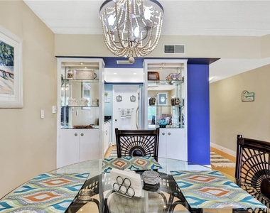 3806 Gulf Of Mexico Dr Drive - Photo Thumbnail 20