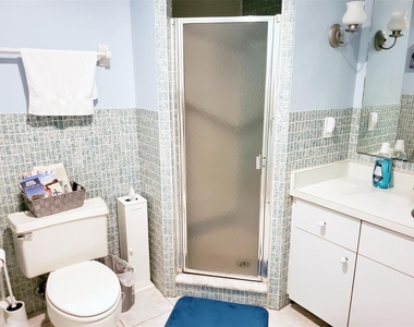 2203 43rd Street W - Photo Thumbnail 12