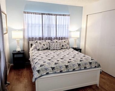 2203 43rd Street W - Photo Thumbnail 13