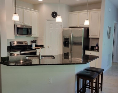 152 Navigation Circle - Photo Thumbnail 3