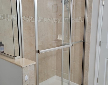 152 Navigation Circle - Photo Thumbnail 12