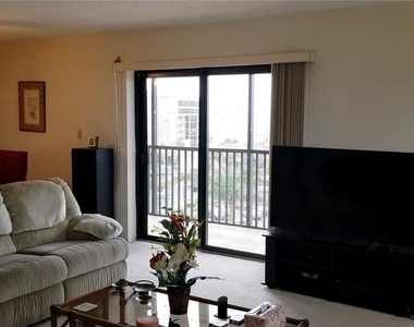 1001 Benjamin Franklin Drive - Photo Thumbnail 7