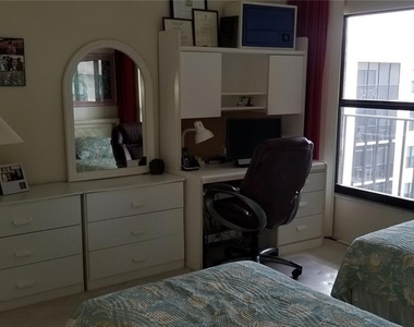 1001 Benjamin Franklin Drive - Photo Thumbnail 15