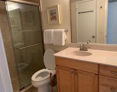 1001 Benjamin Franklin Drive - Photo Thumbnail 9