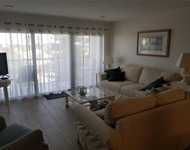 1001 Benjamin Franklin Drive - Photo Thumbnail 4