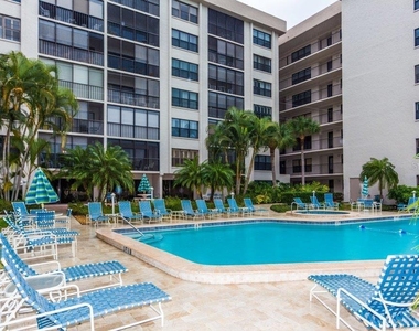 1001 Benjamin Franklin Drive - Photo Thumbnail 12