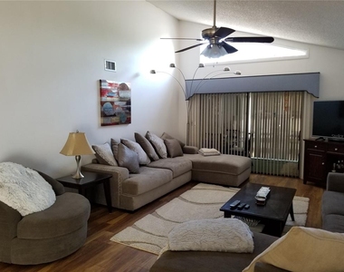 5400 34th Street W - Photo Thumbnail 6