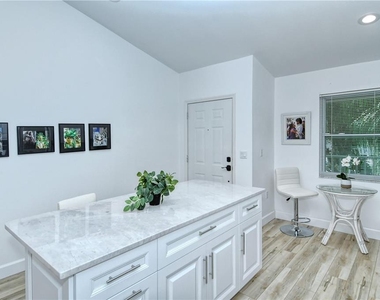 8735 Olde Hickory Avenue - Photo Thumbnail 1