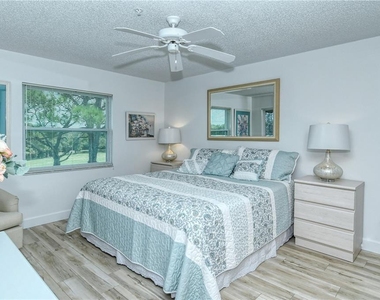 8735 Olde Hickory Avenue - Photo Thumbnail 15