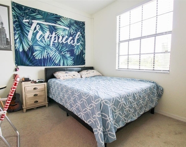 16814 Vardon Terrace - Photo Thumbnail 27