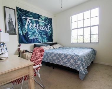 16814 Vardon Terrace - Photo Thumbnail 26