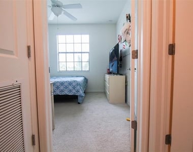 16814 Vardon Terrace - Photo Thumbnail 25