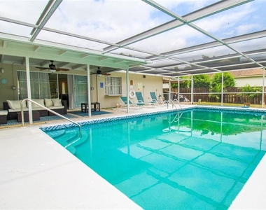 2232 Pine Terrace - Photo Thumbnail 45