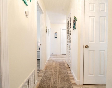 2232 Pine Terrace - Photo Thumbnail 30