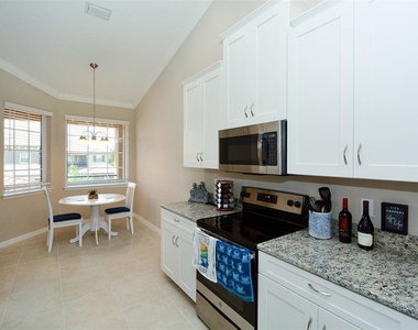 13737 Messina Loop - Photo Thumbnail 16
