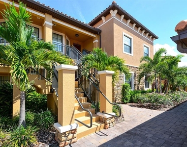 13737 Messina Loop - Photo Thumbnail 4