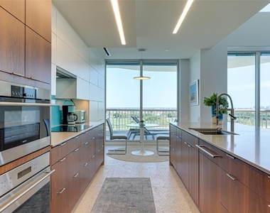 455 Longboat Club Road - Photo Thumbnail 14