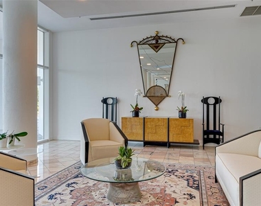 455 Longboat Club Road - Photo Thumbnail 4