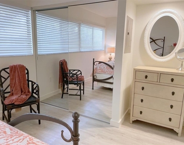 3543 Longmeadow - Photo Thumbnail 12