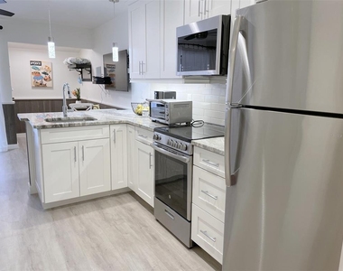 3543 Longmeadow - Photo Thumbnail 8