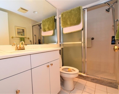 1526 Pelican Point Drive - Photo Thumbnail 7