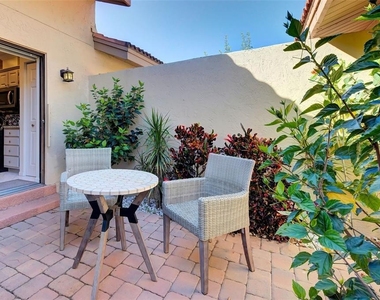 1740 Landings Boulevard - Photo Thumbnail 13