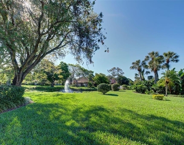 1740 Landings Boulevard - Photo Thumbnail 3
