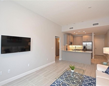 1500 State Street - Photo Thumbnail 4
