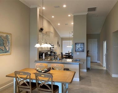 13711 Messina Loop - Photo Thumbnail 8
