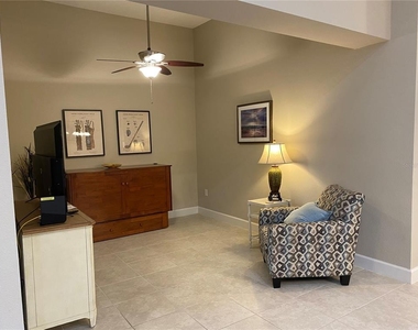 13711 Messina Loop - Photo Thumbnail 9