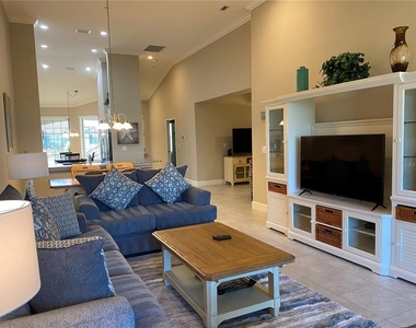 13711 Messina Loop - Photo Thumbnail 11