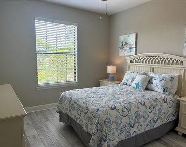 13711 Messina Loop - Photo Thumbnail 20