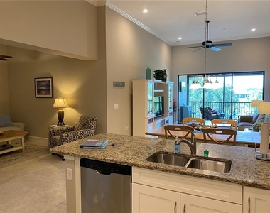 13711 Messina Loop - Photo Thumbnail 5