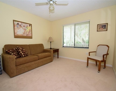 1523 Clower Creek Drive - Photo Thumbnail 7