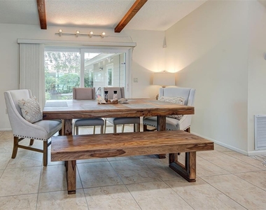 3670 Emily Lane - Photo Thumbnail 14
