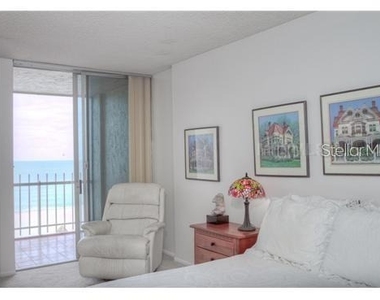 2425 Gulf Of Mexico Drive - Photo Thumbnail 11