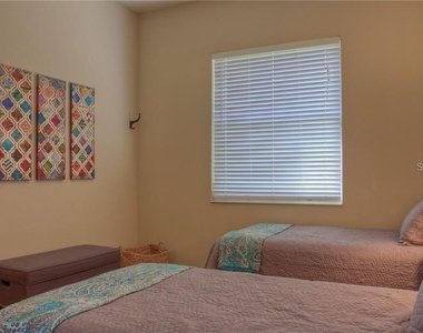 7348 Stanhope Court - Photo Thumbnail 18