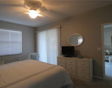 8735 Olde Hickory Avenue - Photo Thumbnail 9