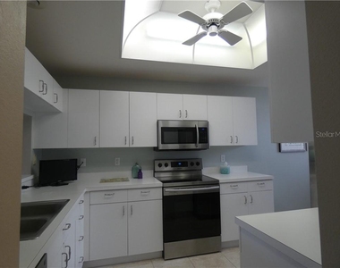 8735 Olde Hickory Avenue - Photo Thumbnail 1