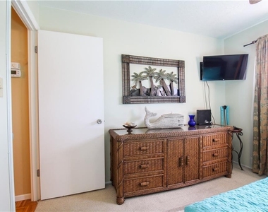 460 Base Avenue E - Photo Thumbnail 16