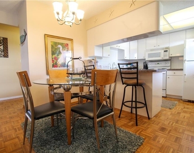460 Base Avenue E - Photo Thumbnail 4