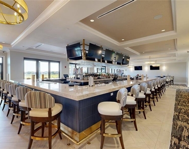 6888 Willowshire Way - Photo Thumbnail 41