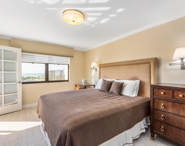 5770 Midnight Pass Road - Photo Thumbnail 20