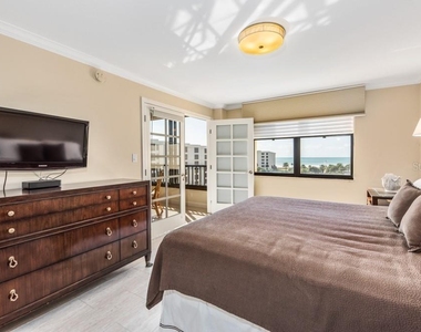 5770 Midnight Pass Road - Photo Thumbnail 21