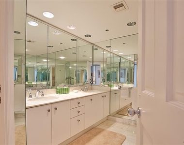 775 Longboat Club Road - Photo Thumbnail 15