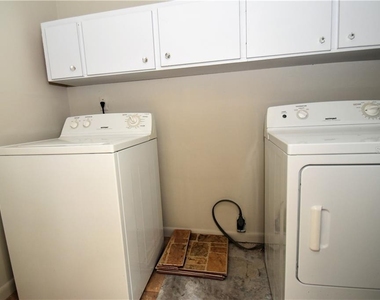1667 Brookhouse Circle - Photo Thumbnail 16