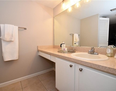 1667 Brookhouse Circle - Photo Thumbnail 13