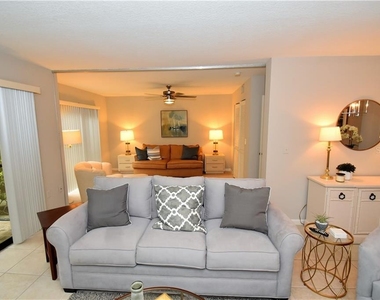 1667 Brookhouse Circle - Photo Thumbnail 4