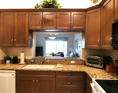 9300 Clubside Circle - Photo Thumbnail 3